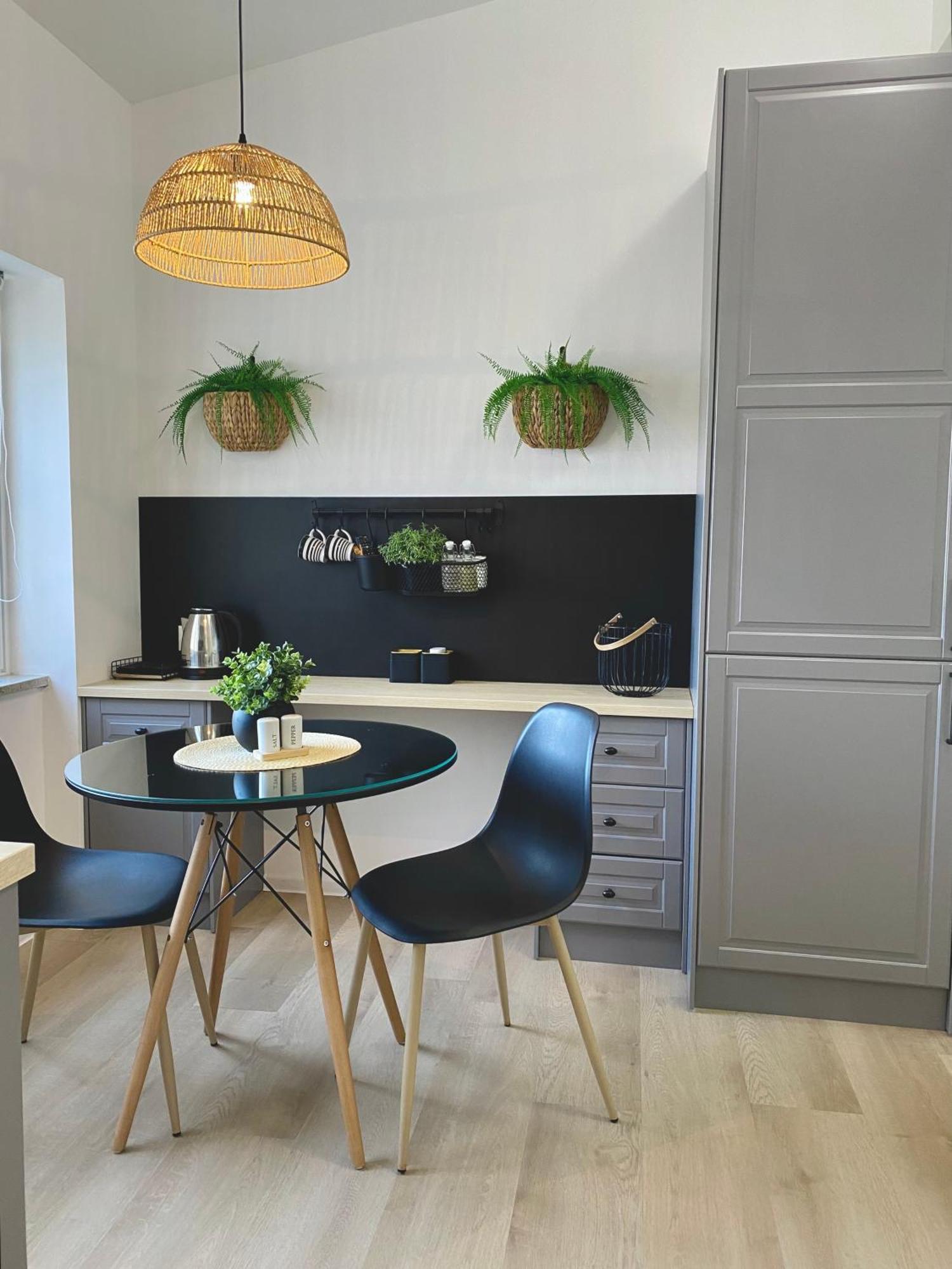 Apartments & Rooms Joy Of Life In Makarska Exterior photo