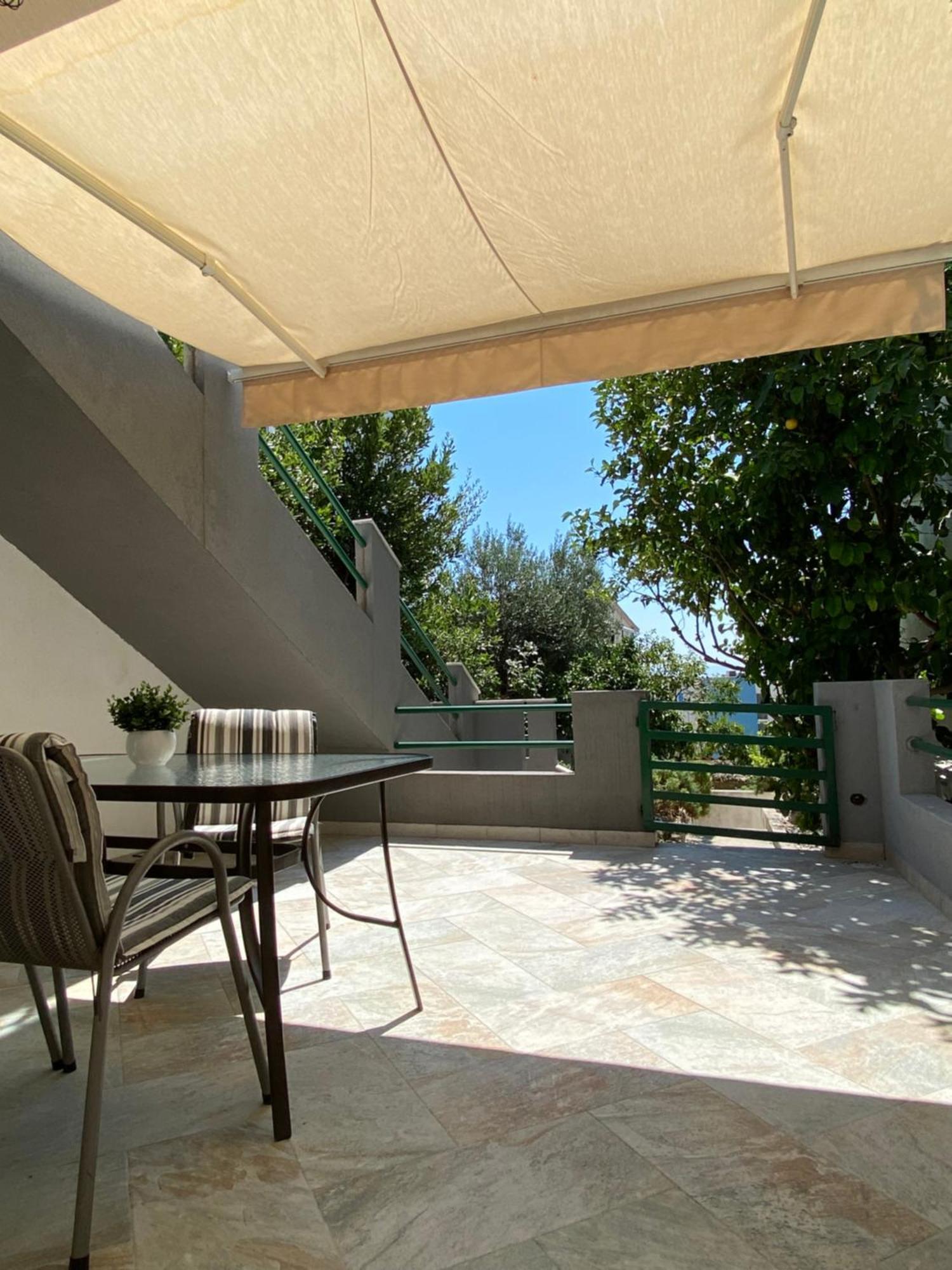 Apartments & Rooms Joy Of Life In Makarska Exterior photo